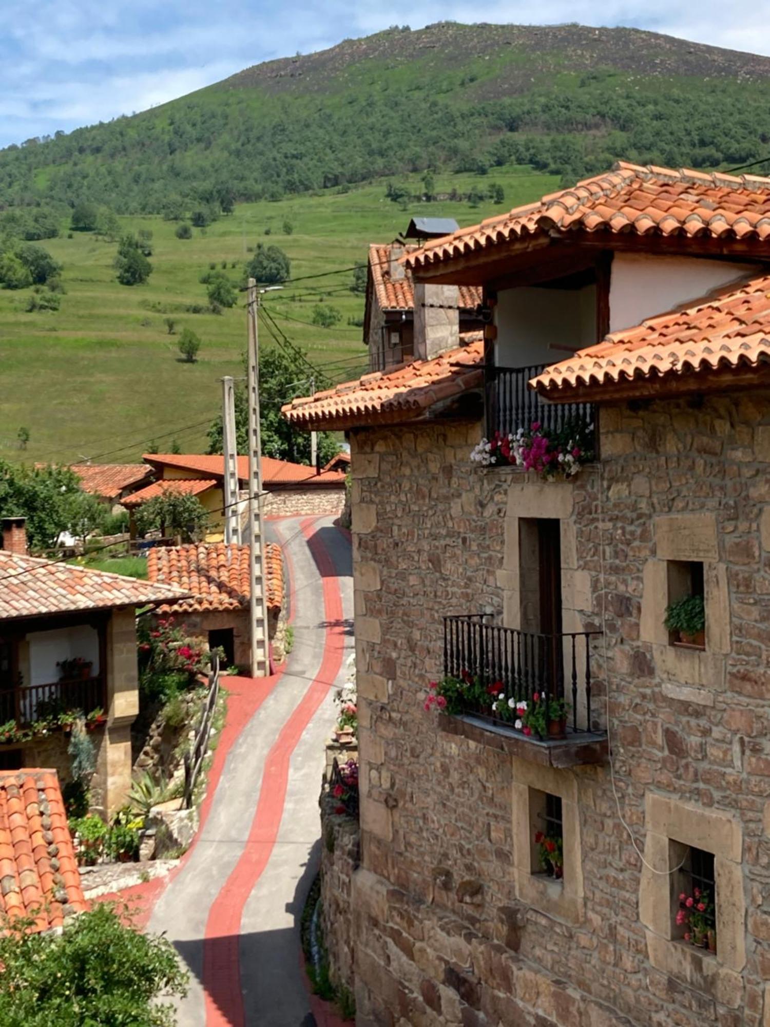 La Valuisilla, Hotel Rural Cicera 외부 사진
