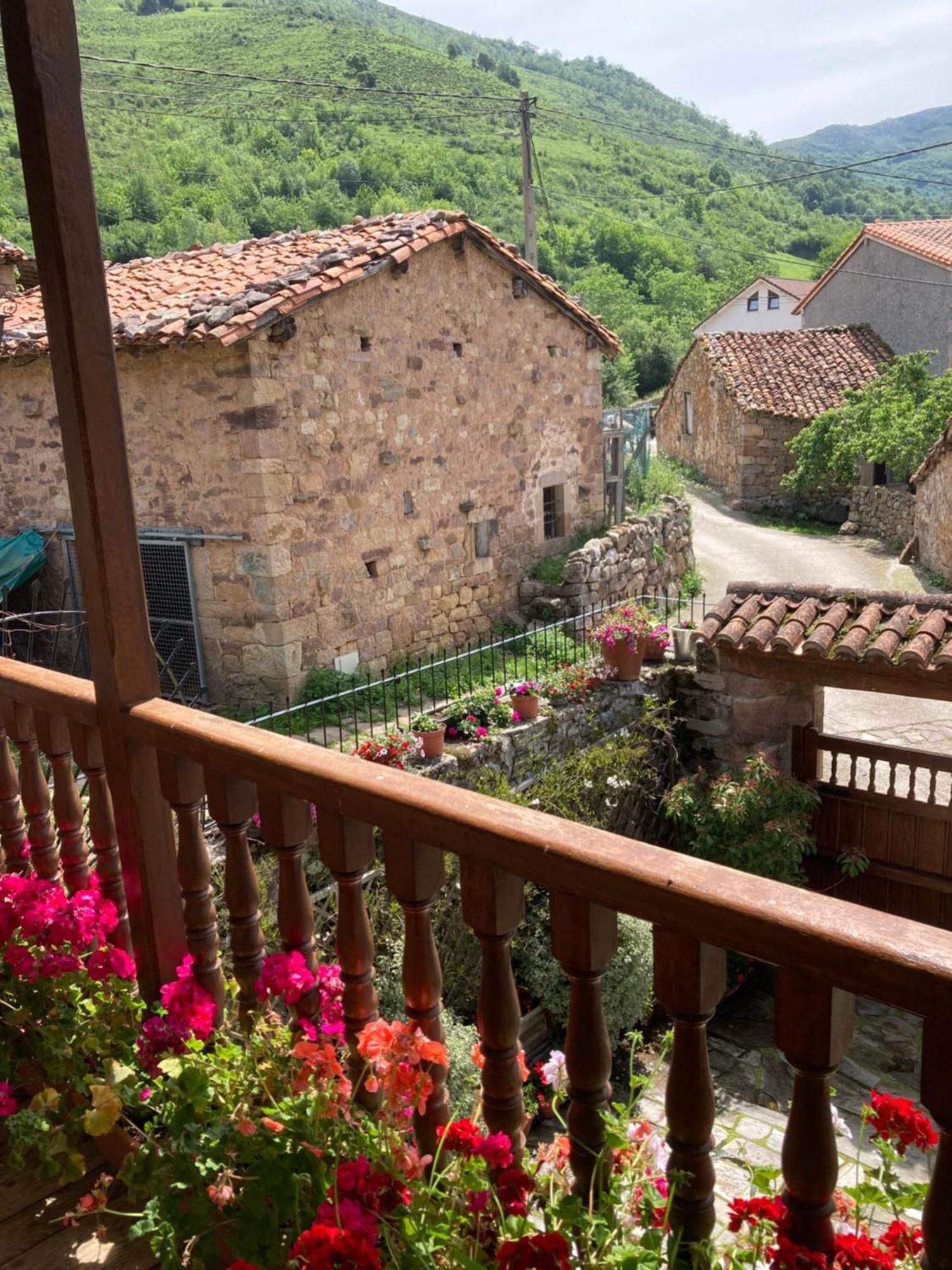 La Valuisilla, Hotel Rural Cicera 외부 사진