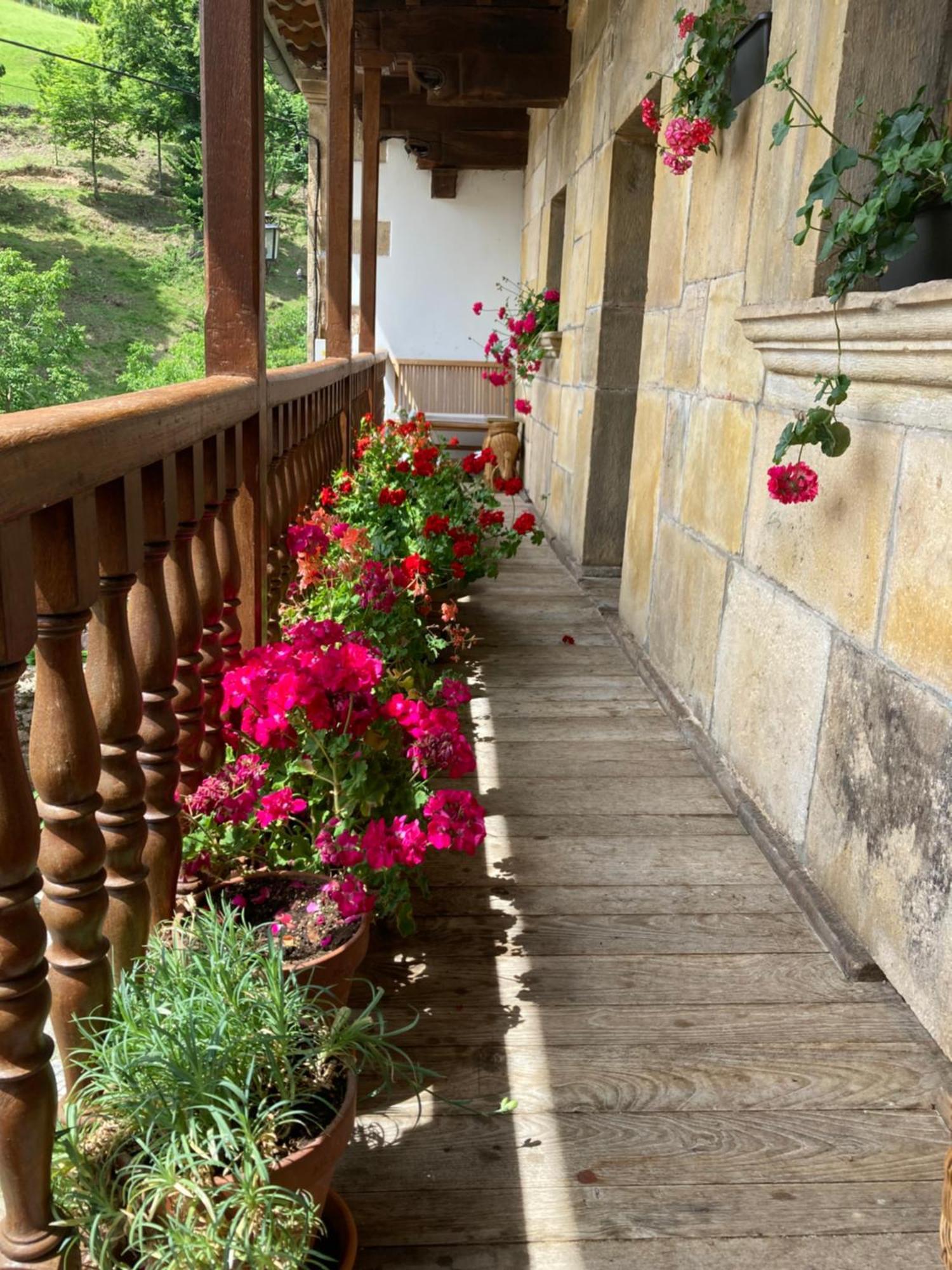 La Valuisilla, Hotel Rural Cicera 외부 사진