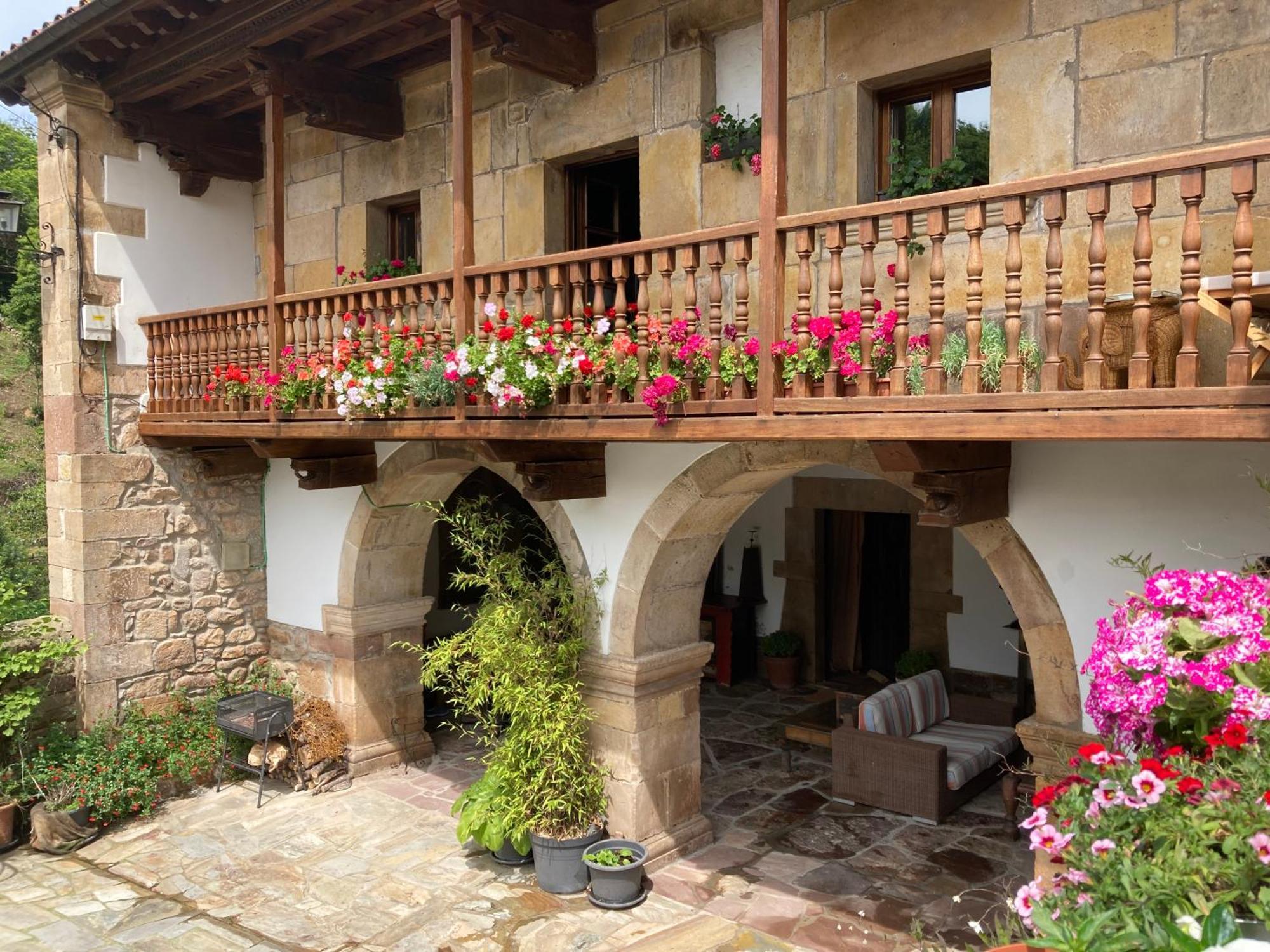 La Valuisilla, Hotel Rural Cicera 외부 사진
