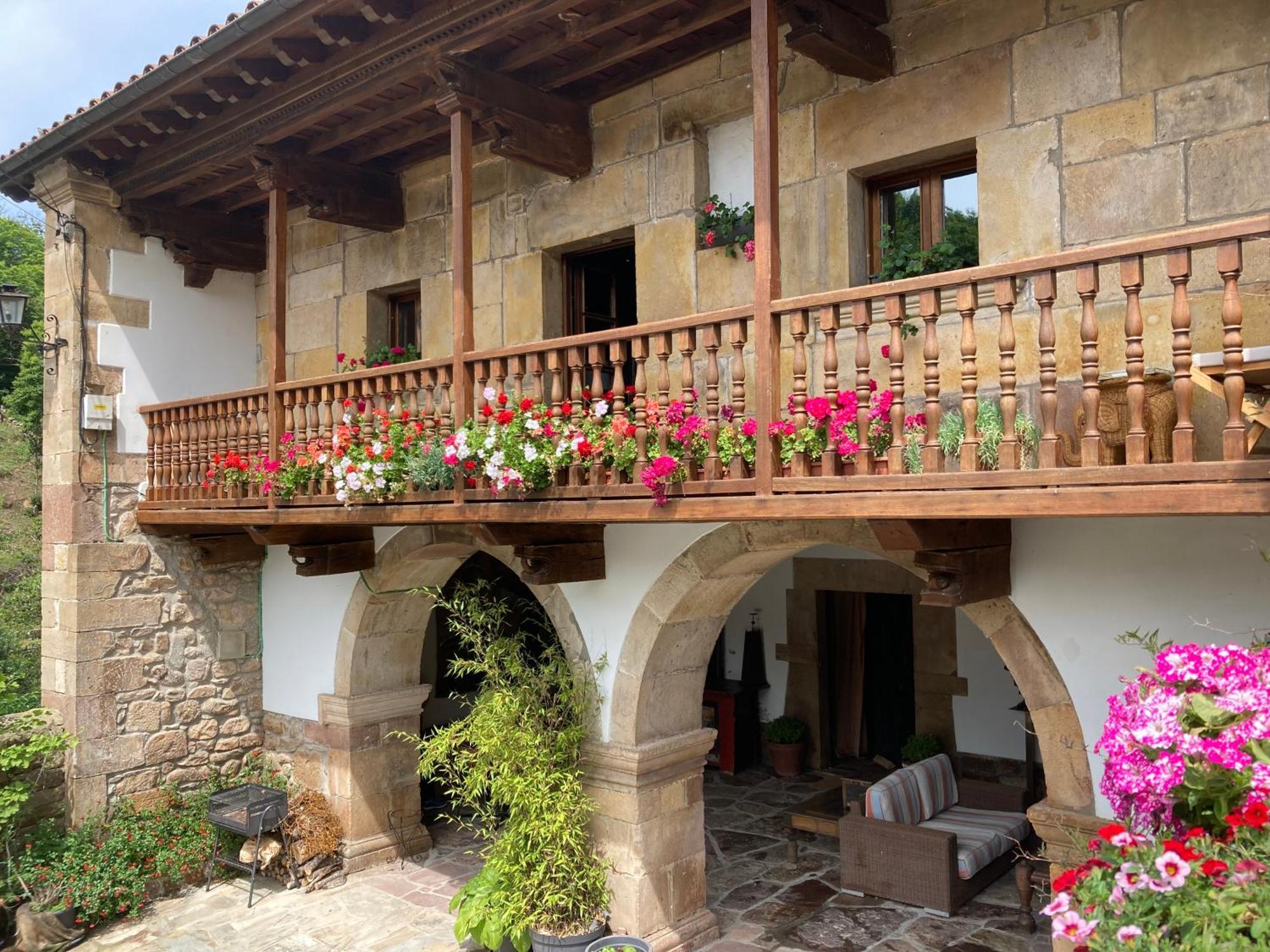 La Valuisilla, Hotel Rural Cicera 외부 사진